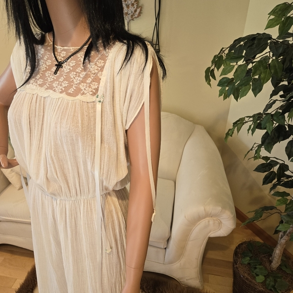 Boho Bride Vintage Boho Wedding Dress/Gauze Pantsuit Lace, Ribbons,Size 7/8,9/10 - Picture 9 of 16